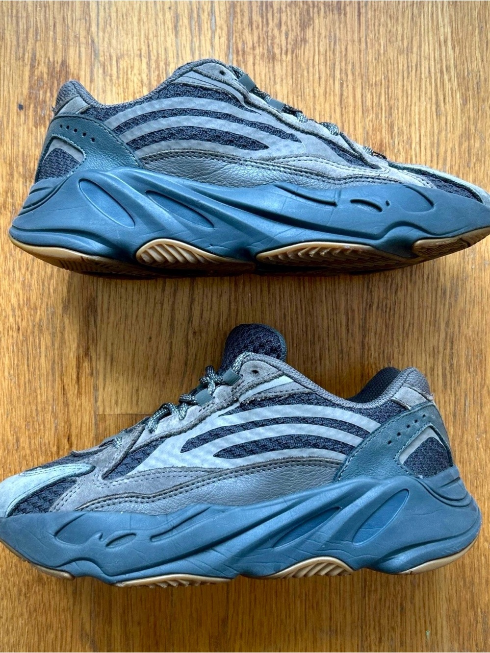 Adidas Yeezy Boost 700 V2 Geode Size 5
